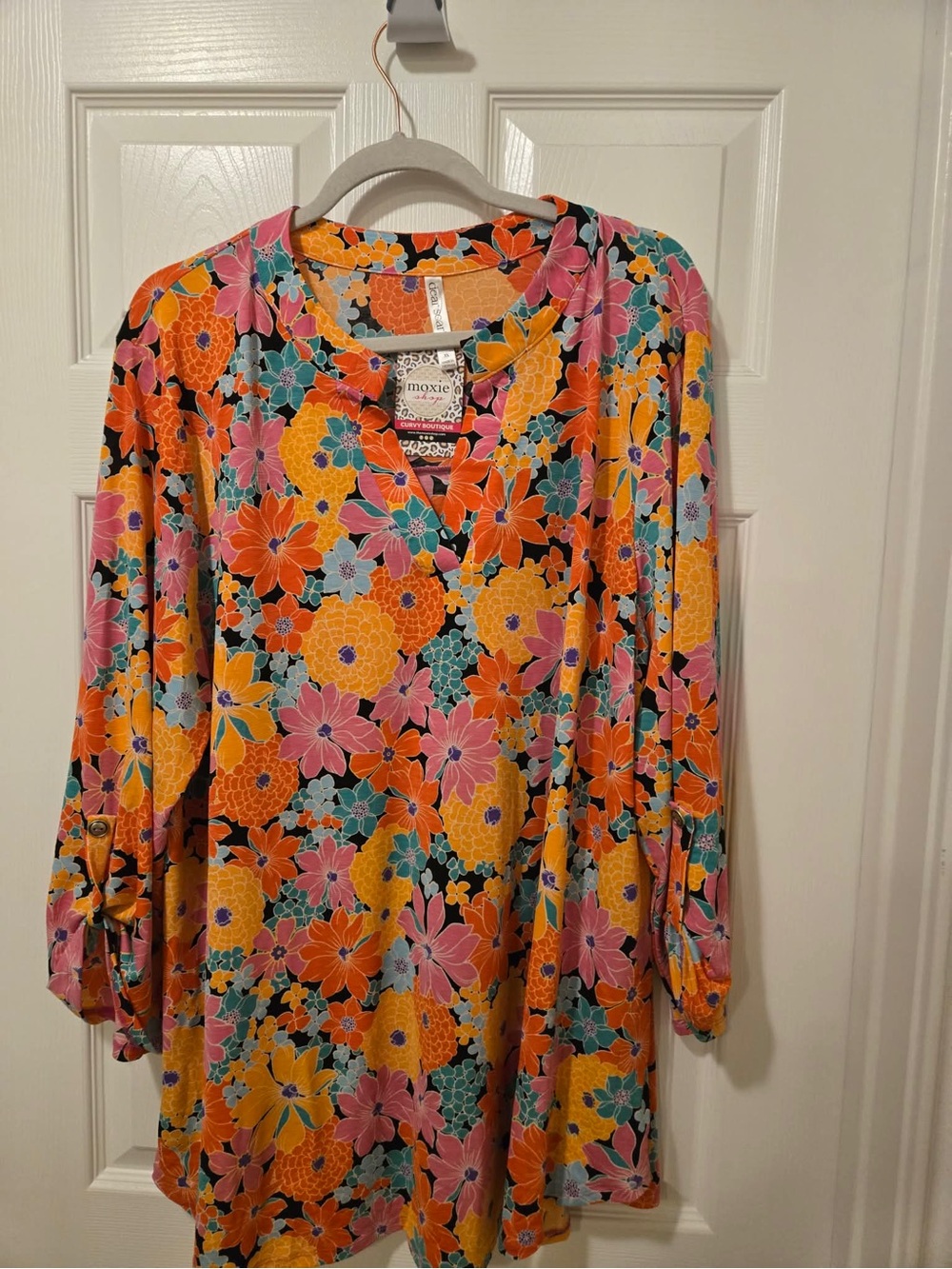 🌸 Dear Scarlett Plus Size Floral Tunic Top | Size 3XL | NWT 🌸 - Picture 2 of 7